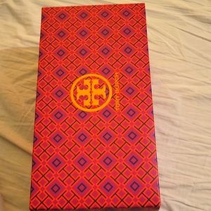 Tory Burch shoe box